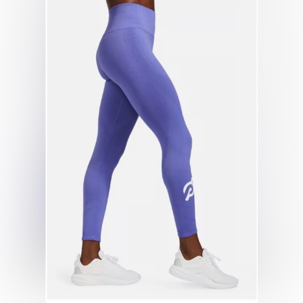 NWOT Peloton NUX Seamless Shapeshifter 7/8 legging size L‎